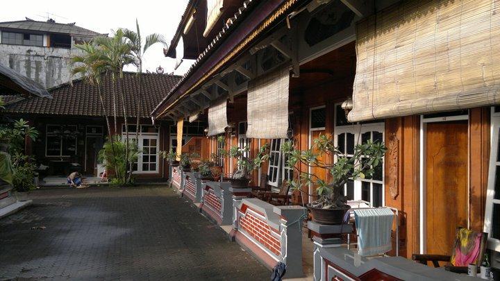 Surf Doggie Inn Kuta Lombok Exterior foto